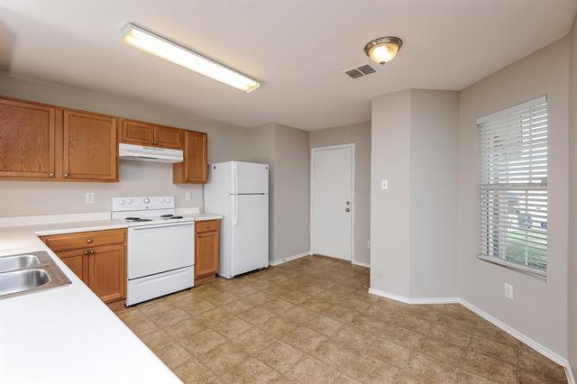 Building Photo - 9013 Cheswick Dr