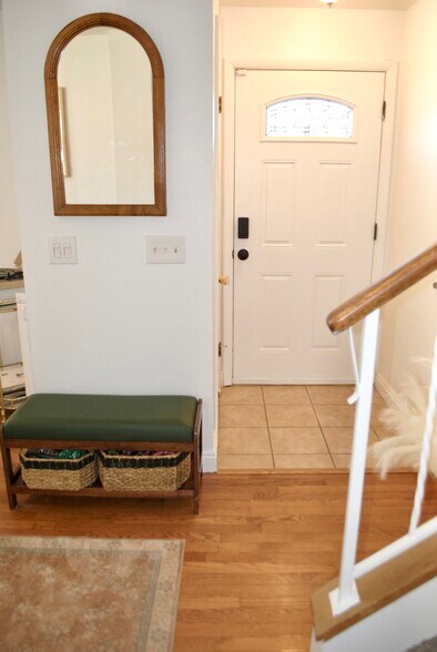 Building Photo - 2751 S Reed St