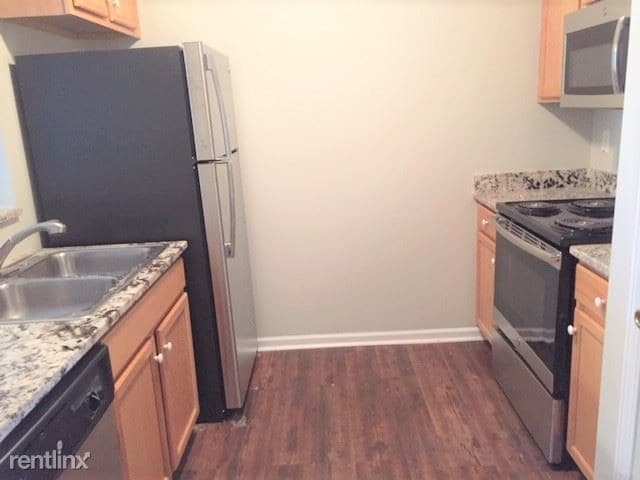 Building Photo - 5110 Scarsdale Ave