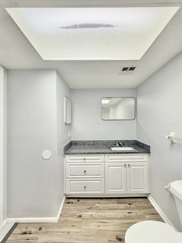 Building Photo - 4725 39th Ave N