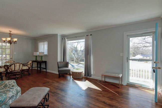 Building Photo - 1601 Cromwell Ct