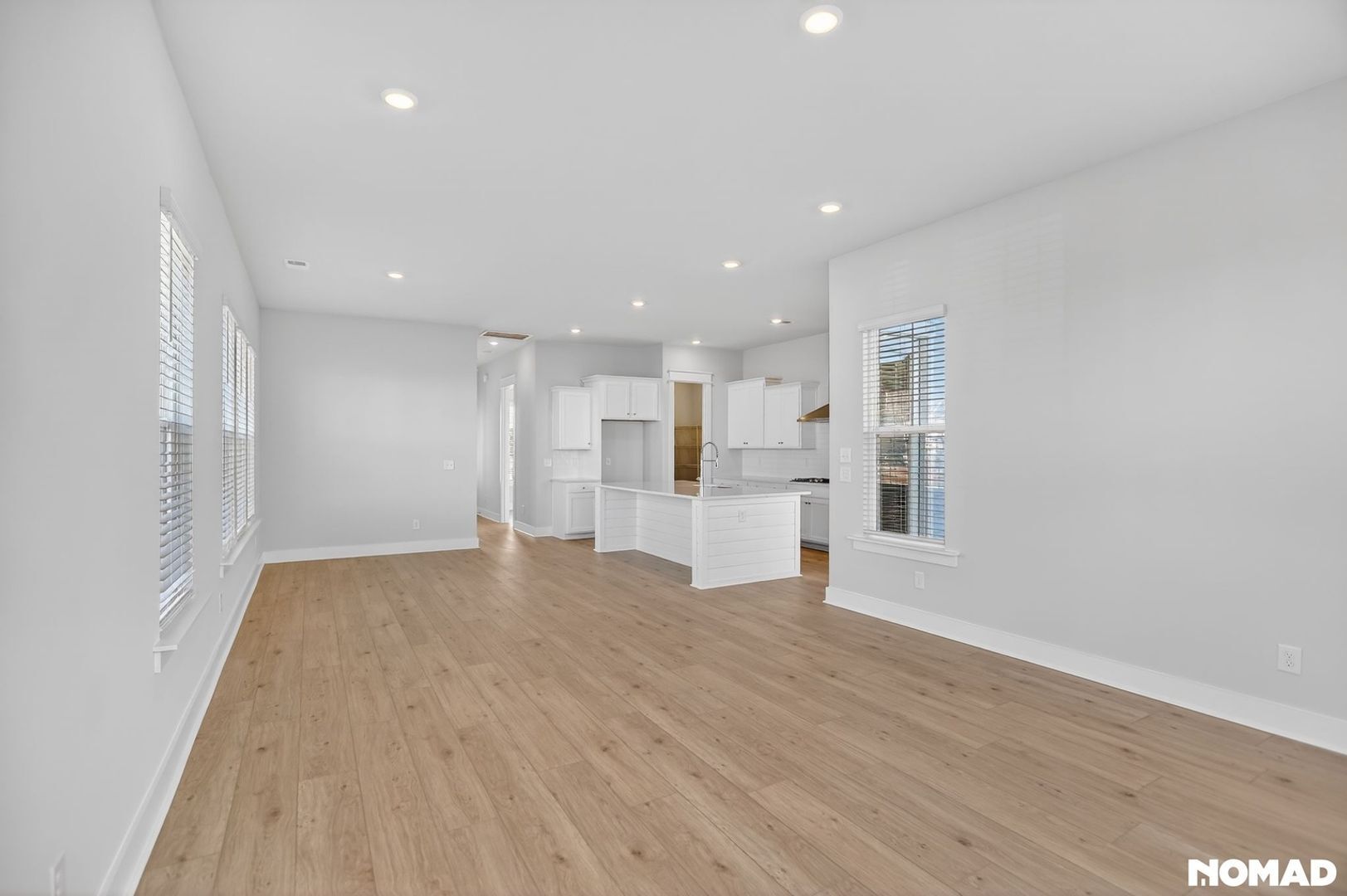 Building Photo - 319 Archar St