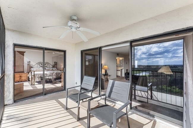 Building Photo - 6662 Boca Del Mar Dr