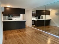 Building Photo - Los Caballeros #212