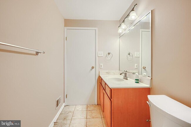 Building Photo - 12321 Boncrest Dr