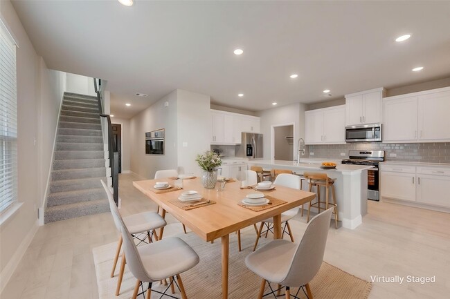 Building Photo - 3212 Lucia Wy