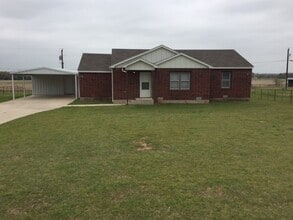 Building Photo - Charming 3 Bedroom 2 Bath Decatur TX