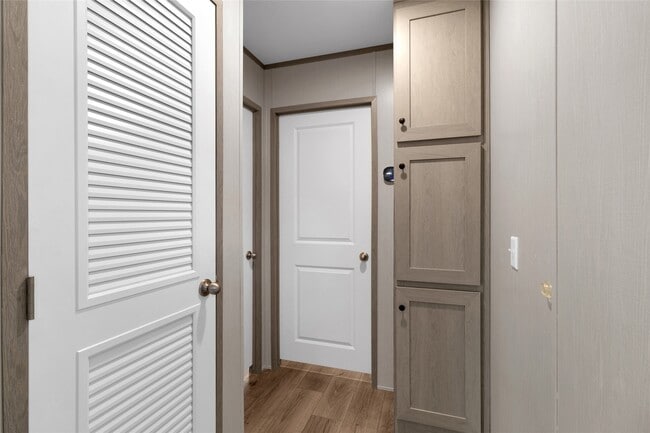 Building Photo - 1300 Campbell Acres Rd