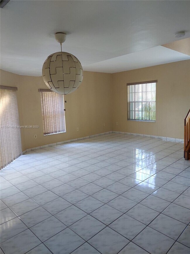 Building Photo - 11762 SW 100th St