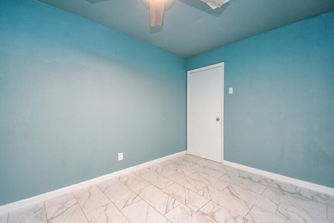 Building Photo - 2708 Morningside Ln