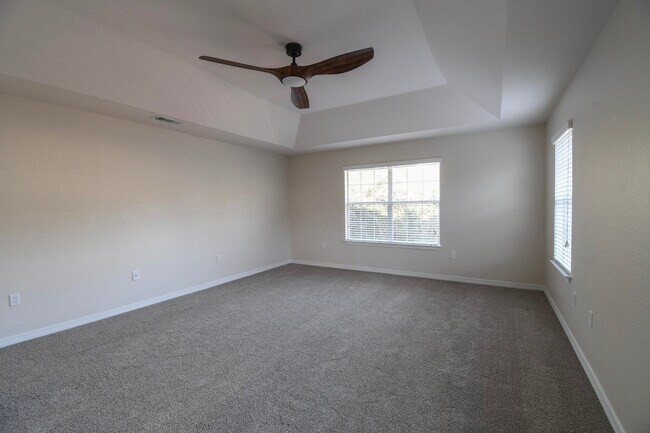 Building Photo - 735 Loblolly Bay Dr