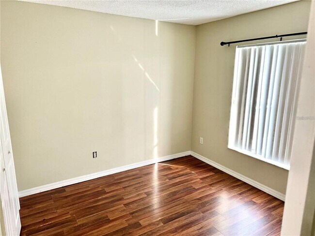 Building Photo - 7808 Laurel Oak Ln