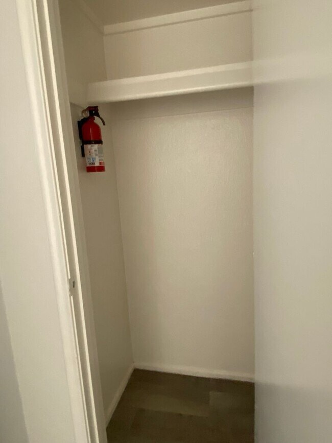 Building Photo - Mesa 1 bedroom rental