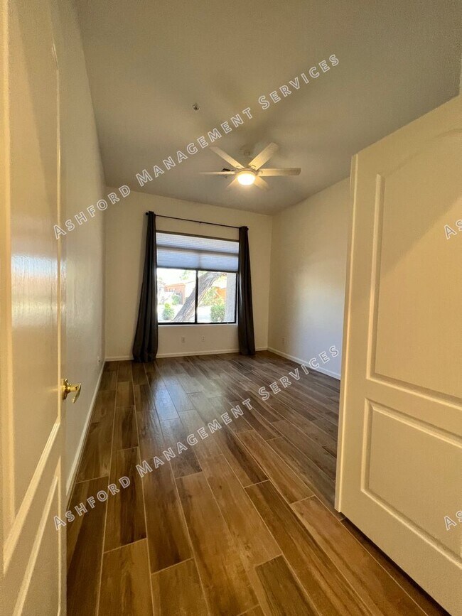 Building Photo - COME HOME TO LUXURY IN GATED GRAYHAWK GOLF...
