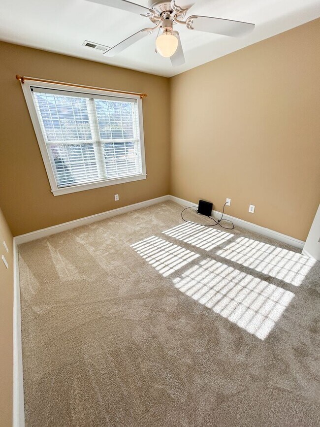 Building Photo - Golf-course views in Ocean Ridge | 3 bed + loft | 2.5 bath | 2-car garage