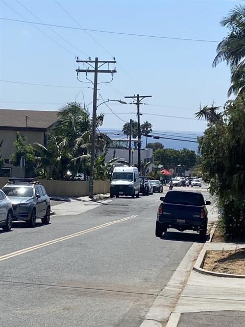 Building Photo - 2088 Montgomery Ave