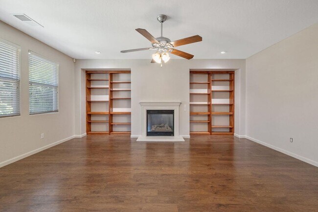 Building Photo - 6124 W Delaware Ct
