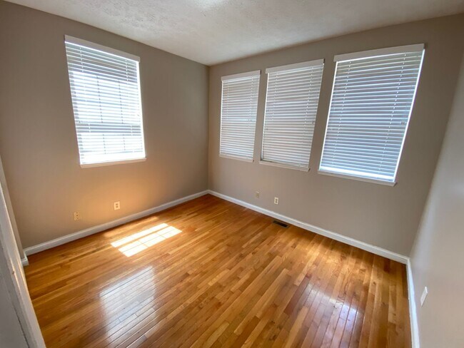 Building Photo - 149 Frambes Ave