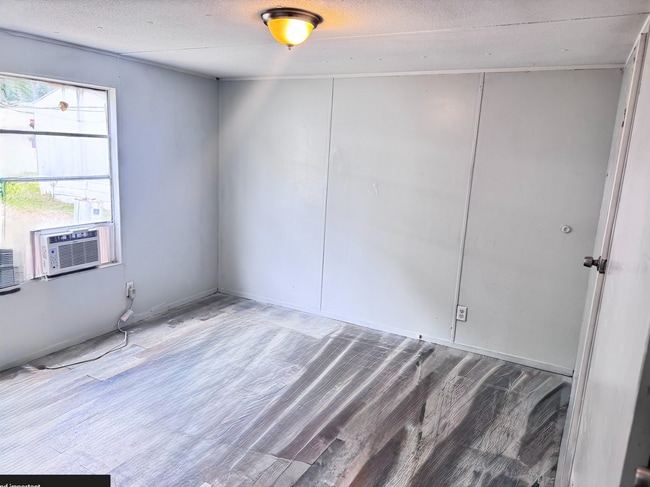 Building Photo - 19 Kinnett Dr