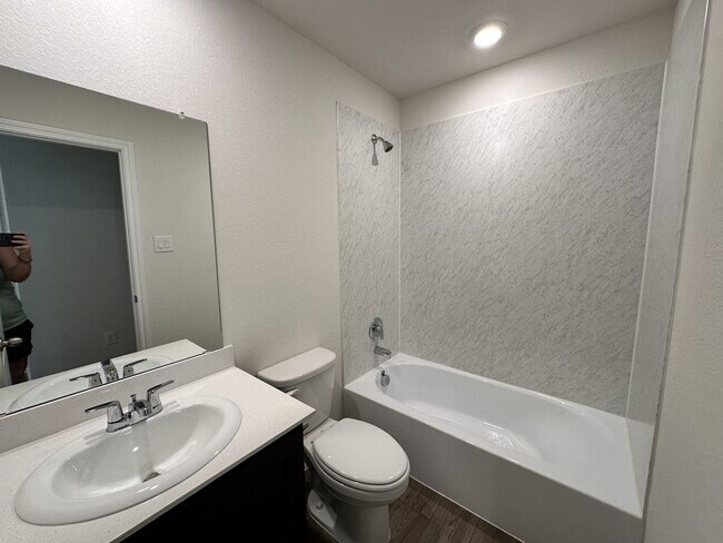 Building Photo - 3015 Serenity Ln