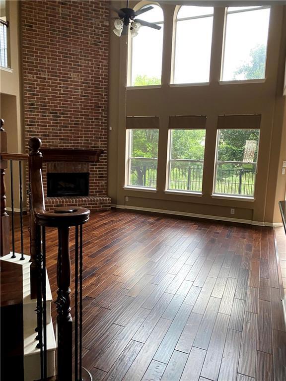 Building Photo - 9425 Lisi Anne Dr