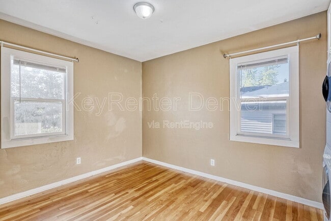Building Photo - 1672 S Patton Ct