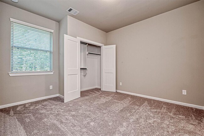 Building Photo - 497 Longleaf Pine Dr