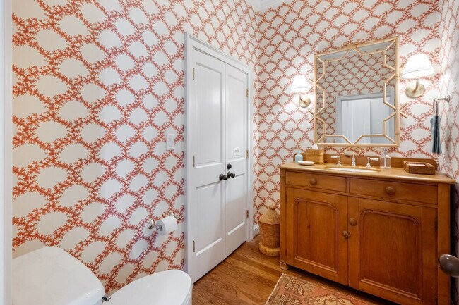 Building Photo - 886 Debordieu Blvd