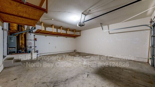 Building Photo - 5075 Charmian Dr