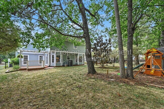 Building Photo - 9201 Hanworth Trace Dr