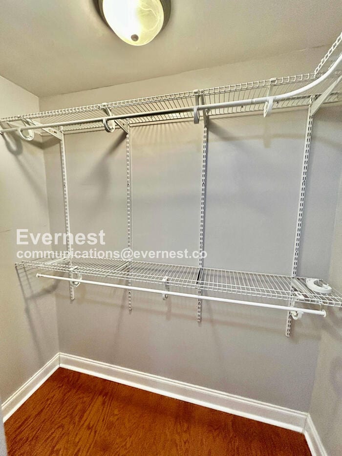 Building Photo - 1807 Dresden Dr NE