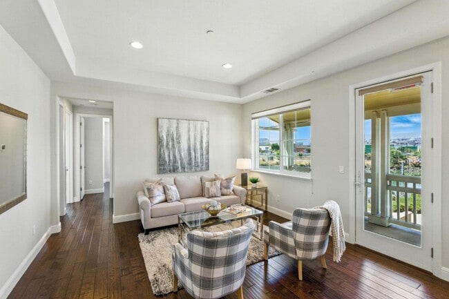 Building Photo - 636 Fan Tail Way