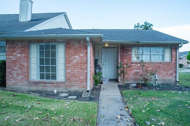 Primary Photo - 6411 S Briar Bayou Dr