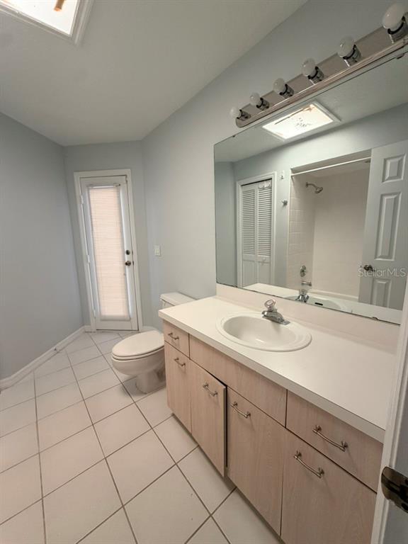 Building Photo - 1207 Almond Tree Ct
