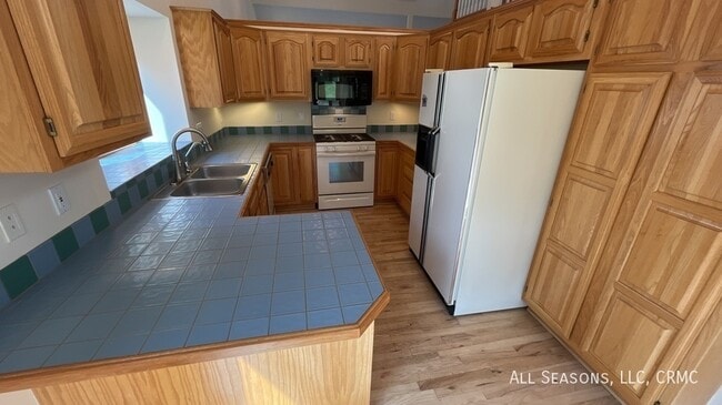 Building Photo - 5210 Driftstone Pl