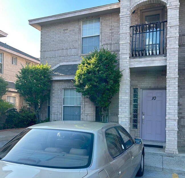 Building Photo - 8416 Springfield Ave