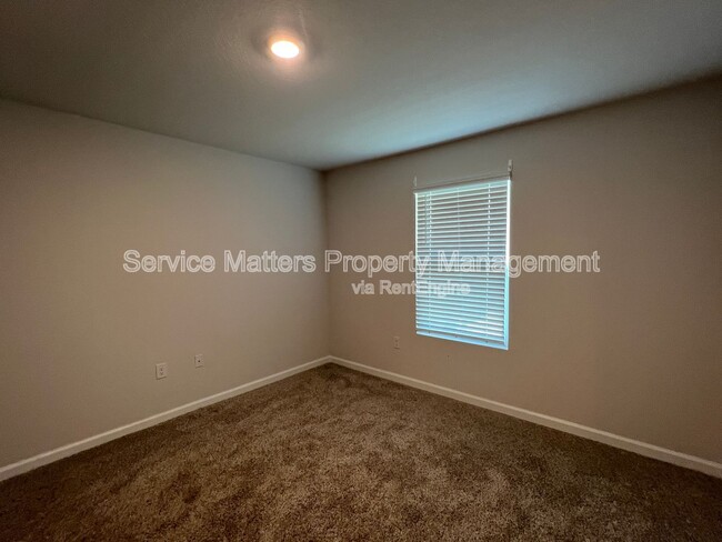Building Photo - 5096 Gaineswood Dr