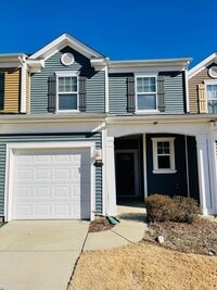 Building Photo - Beautiful Townhome in Catawba Village