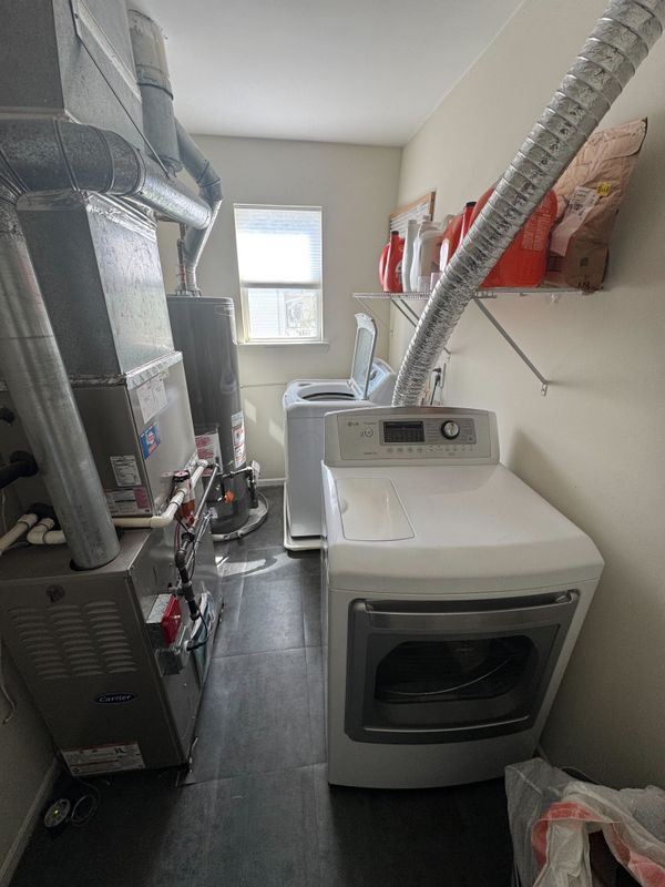 Building Photo - 380 Keswick Dr