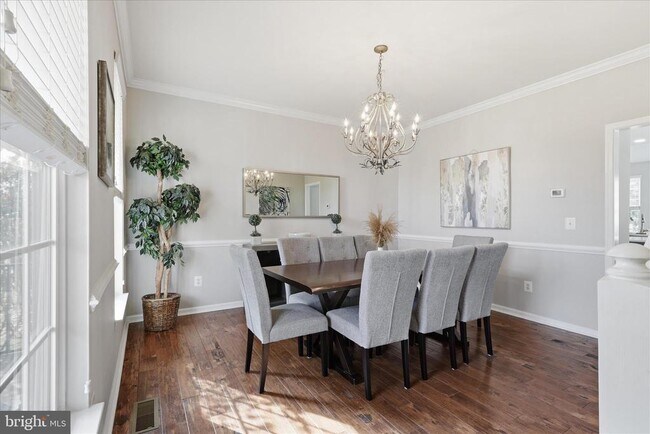 Building Photo - 6711 Selbourne Ln