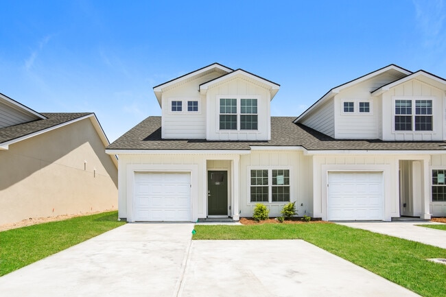 Building Photo - 2039 Silo St