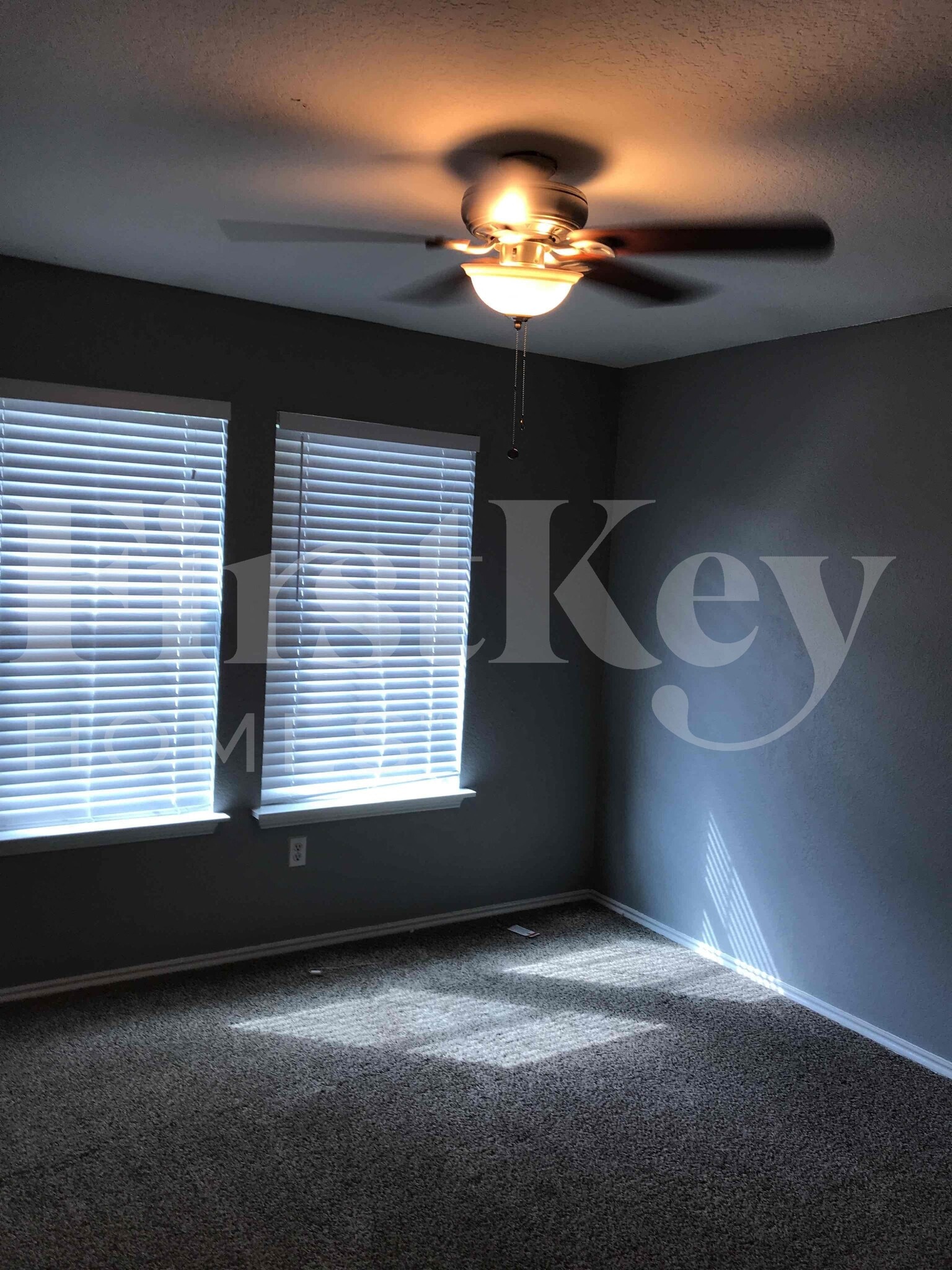 Building Photo - 9655 Shorebird Ln