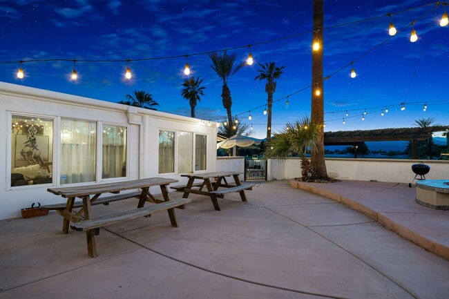 Building Photo - 80886 Avenue 50