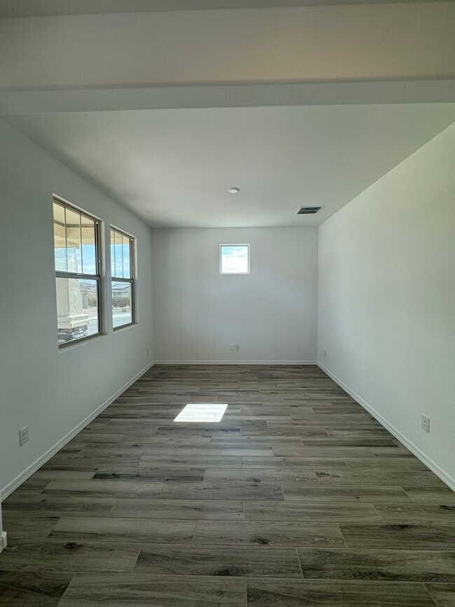 Building Photo - BRAND NEW HOME IN SENTERO CROSSING