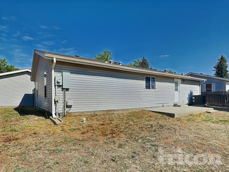 Building Photo - 1299 Mobile St