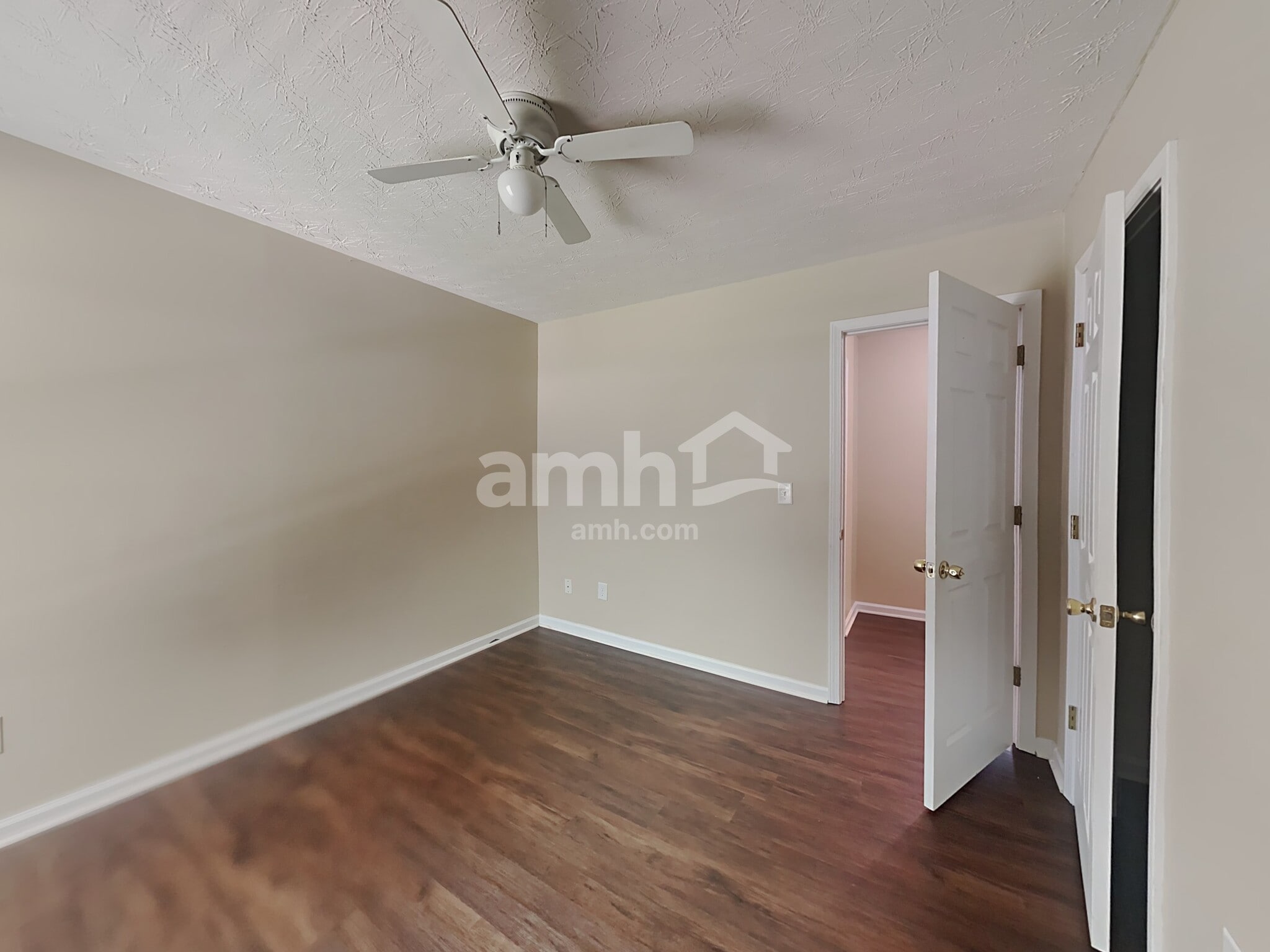 Building Photo - 311 Barberry Pl