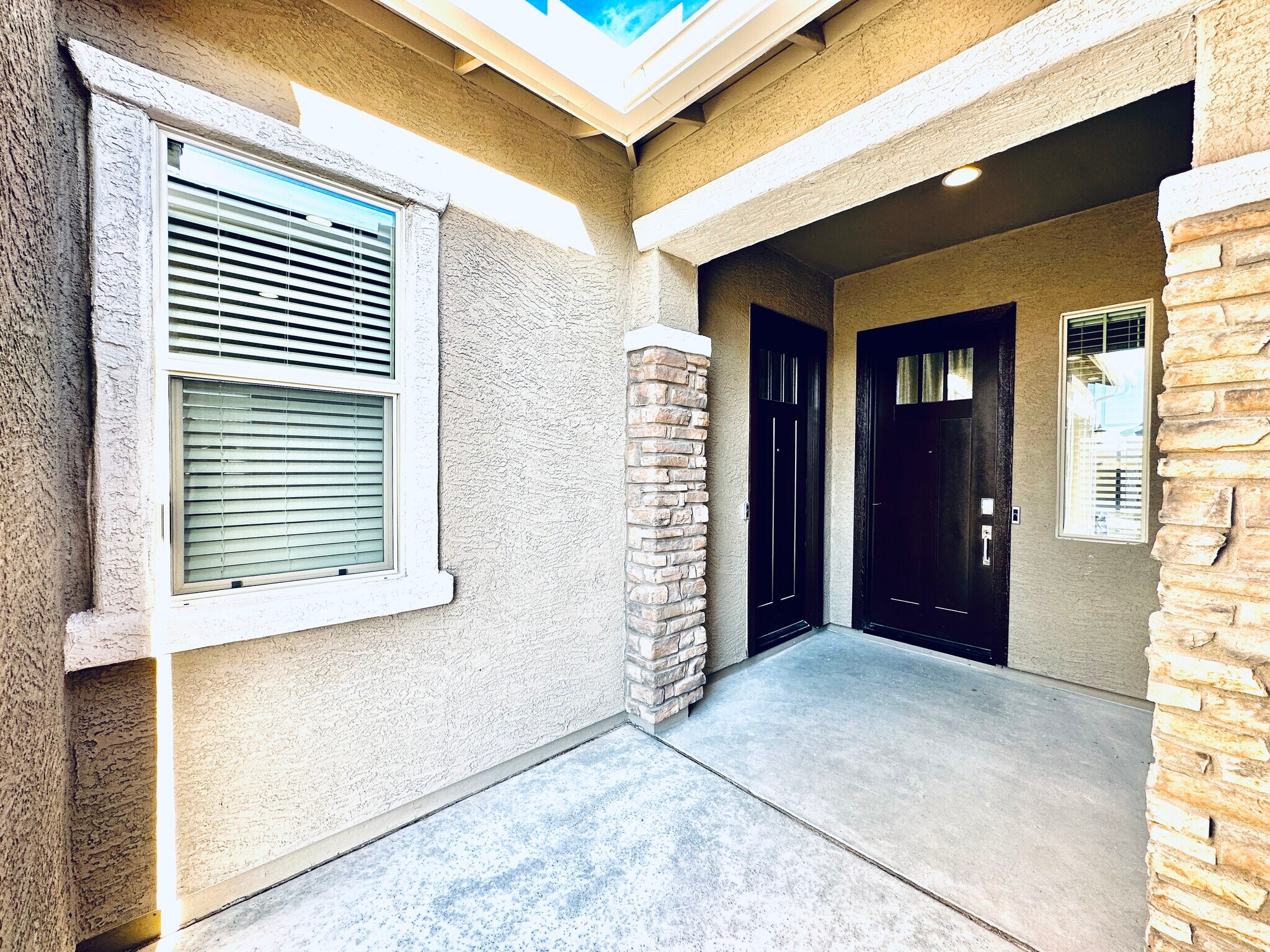Building Photo - 4013 W Buist Ave