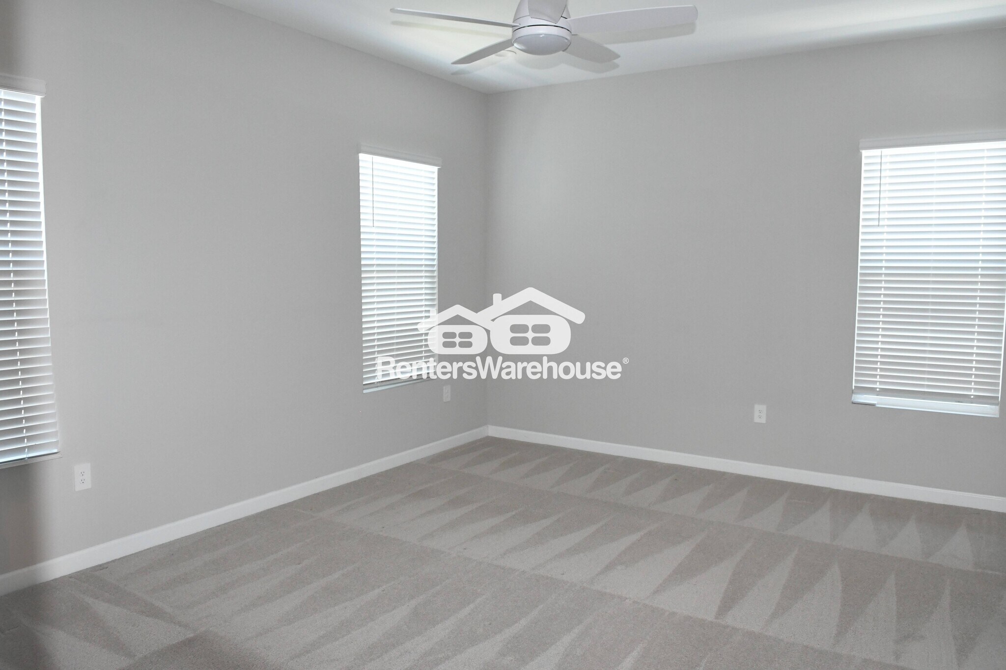 Building Photo - 5059 E Gallop Wy