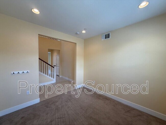 Building Photo - 18517 Admiral Way