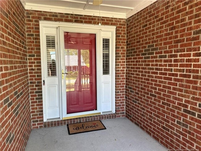 Building Photo - 2827 Beringer Dr